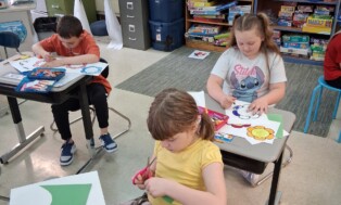 West Forest Second Grade Students Create ‘Story Pots’