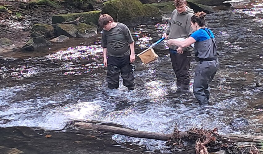 West Forest Students Participate in Earth Day Activities~