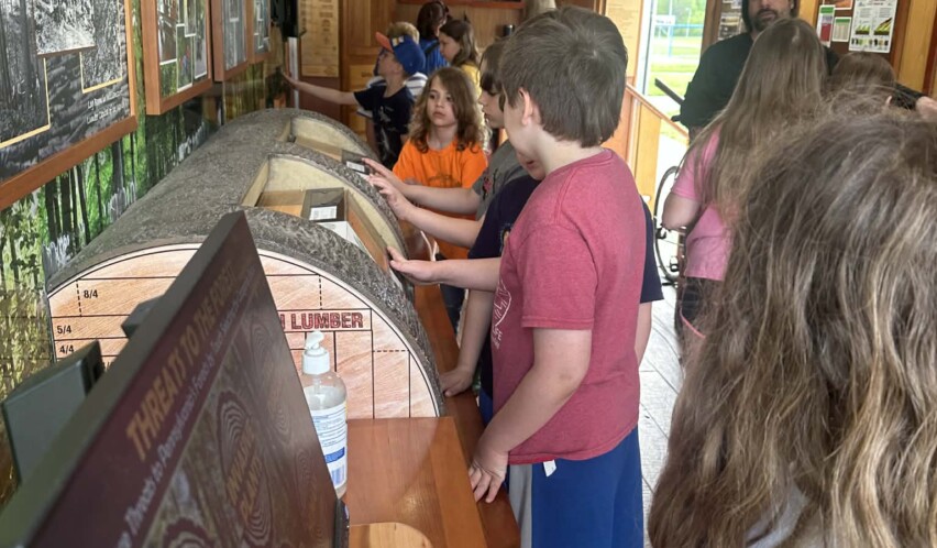 West Forest Elementary Students Visit Woodmobile~