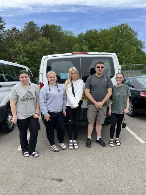 Forest Area Students Attend SADD Conference~