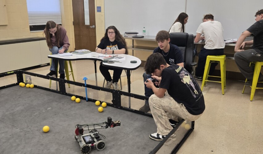 West Forest Robotics Students Learn Through Design~